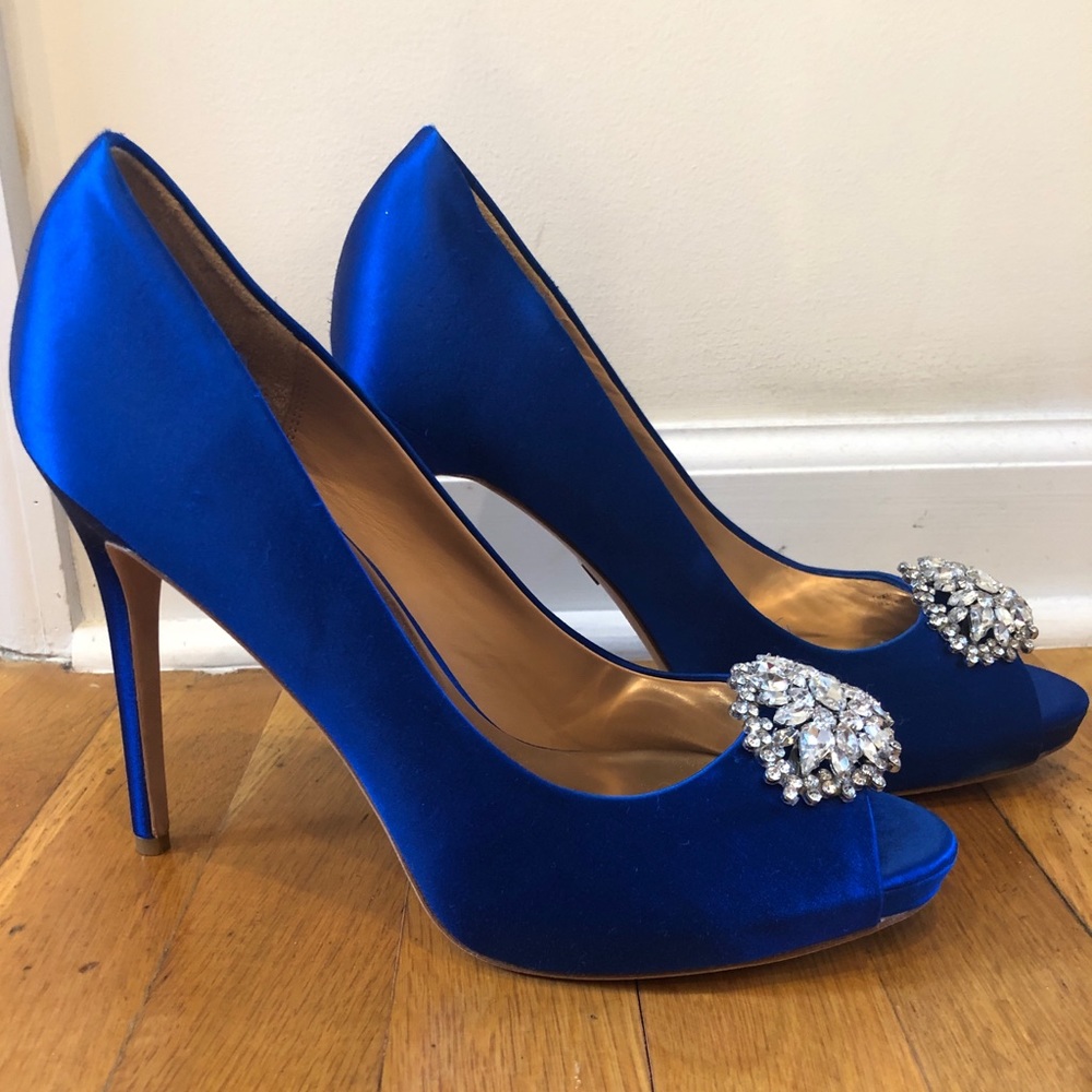 Badgley Mischka women’s Blue Lissa open toe pump